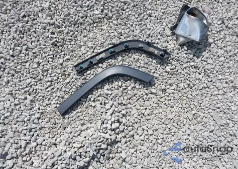 2019 Jeep Cherokee Limited 4X4 from USA, damaged, VIN 1C4PJMDN4KD142758